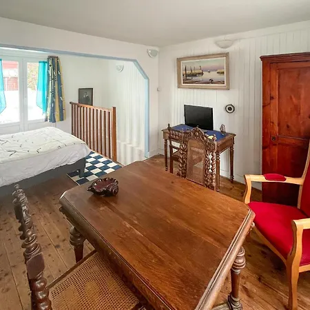 1 Bedroom Gorgeous In *