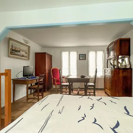 1 Bedroom Gorgeous In * אולט